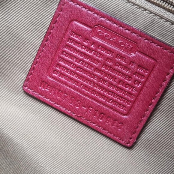 COACH Vintage Soho Satchel in cherry red - Picture 8 of 12